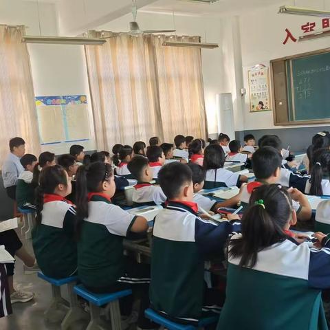 橙黄橘绿争秋色，教学视导携香来‌———梁邱小学迎接县教学视导纪实