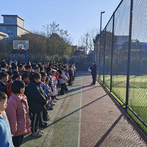 喜迎运动会，展我班级风采———霍口小学五年级运动会