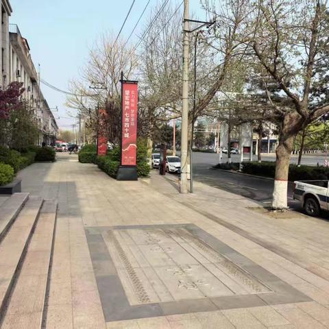 迎风而战，守护城市——城管大队全力排查户外广告安全隐患