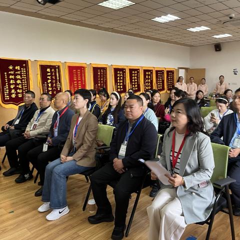 新城区政协解放门街道委员联络组携手西安市新城区实验幼儿园开展秋季食堂开放日