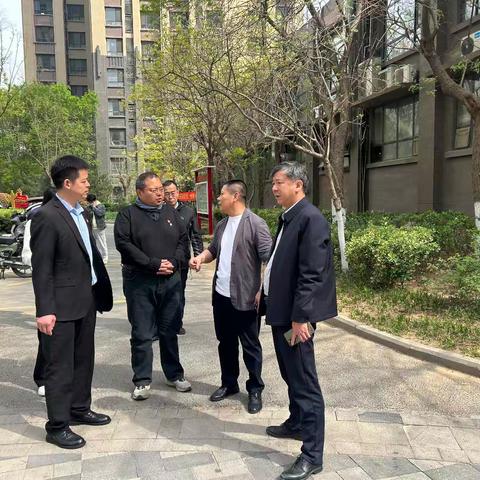 市安委会明察暗访工作组、区应急局深入华著君和社区开展电动车消防安全专项检查工作