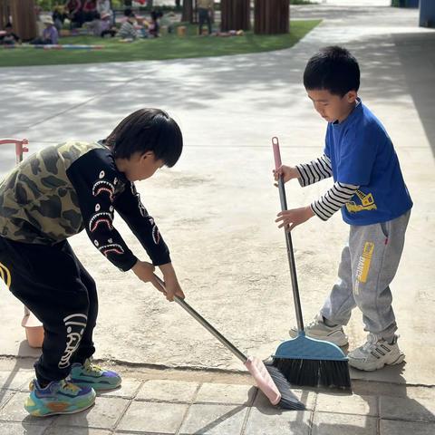 青海油田培训中心第四幼儿园大二班“我是劳动小能手”活动