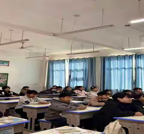 “社团风采 少年逐光”社团活动