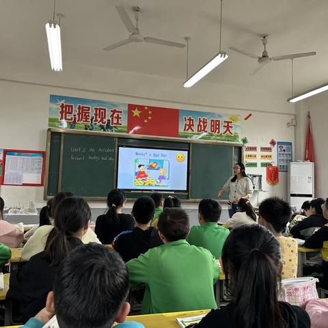 教学展风采，教研促提高--石佛寺镇单营小学联片英语集中教研活动