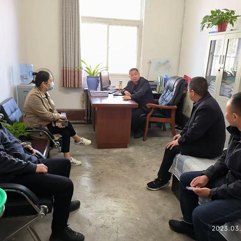 陕州区森防办组织收听收看省、市森林防灭火工作视频调度会议