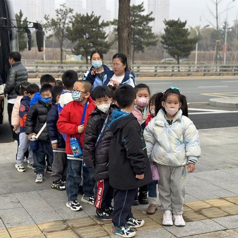 七色鹿入学准备中心—参观秦皇岛博物馆