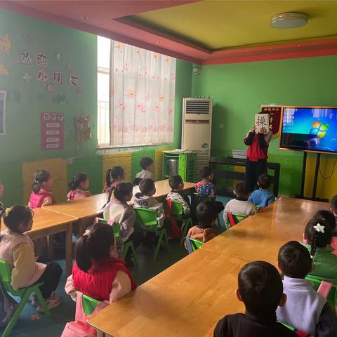 锦国贝贝幼儿园七色彩虹🌈一班 年终总结