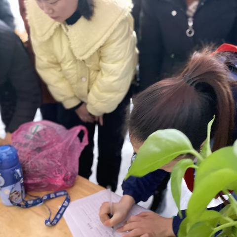 诺呗尔幼儿园———大大班班期末汇报展示