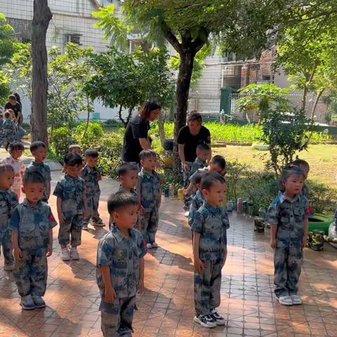 贝诺幼儿园——小小一班国防教育活动