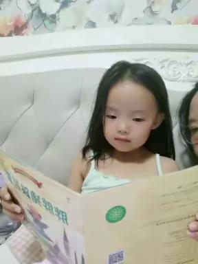 📒【书香有我，阅润童年】第六幼儿园小二班亲子阅读时光📚