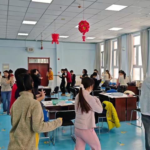 多维赋能 平稳过度 ——塔城市第二集团园幼小衔接成果汇报研讨