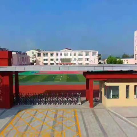 同课异构探神话奥秘，“学为中心”育少年思维——育才小学四年级语文同课异构教研活动纪实