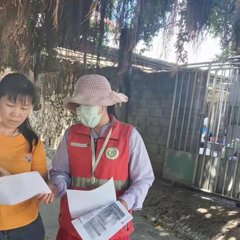 入户走访开展森林防火宣传工作