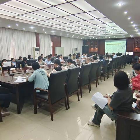 精准分析，高效备考——2024-2025学年度第一学期海口四中初三年级期中学情分析会