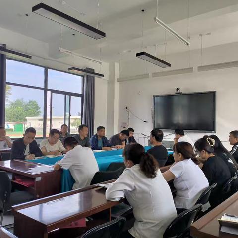 “聚焦常规补短板   强化落实提质量”   旬邑县马栏镇九年制寄宿学校自查检视分析会——反思问题  摸透学情  研究策略  提高成绩