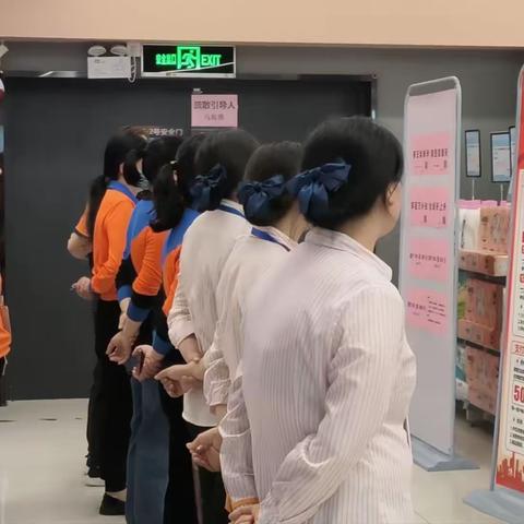 京山翰林华府店“劳动最光荣  好券抢先惠”营销活动宣传