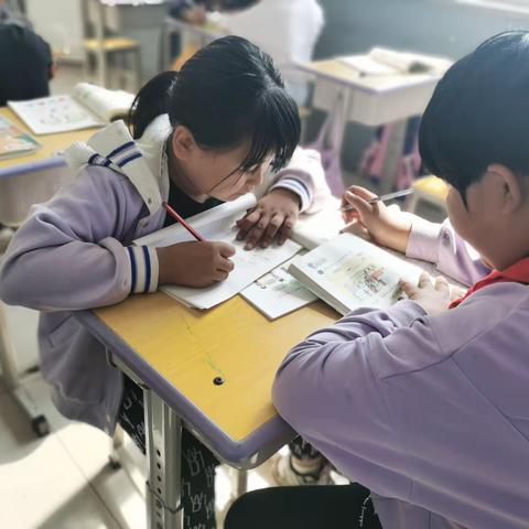 减负不减“美”——正定县东白庄小学