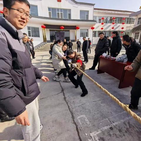 巾帼绽芳华 趣味迎三八