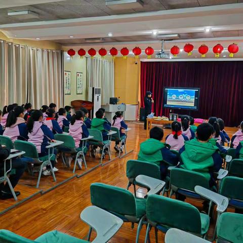 【西湖区南站街道护路办】开展铁路护路进校园宣传活动