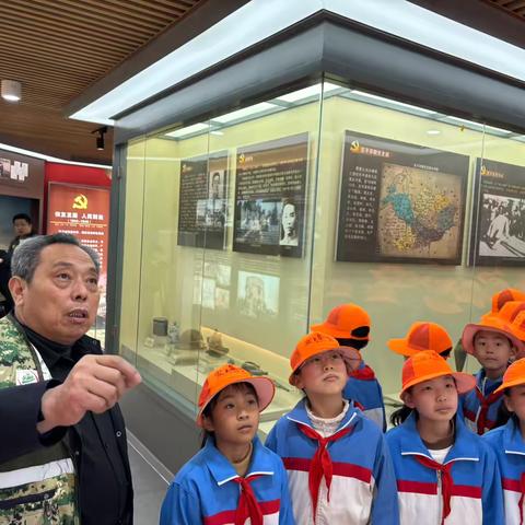 清明祭英烈—大羊镇中心小学将思政课堂开设在红土地上