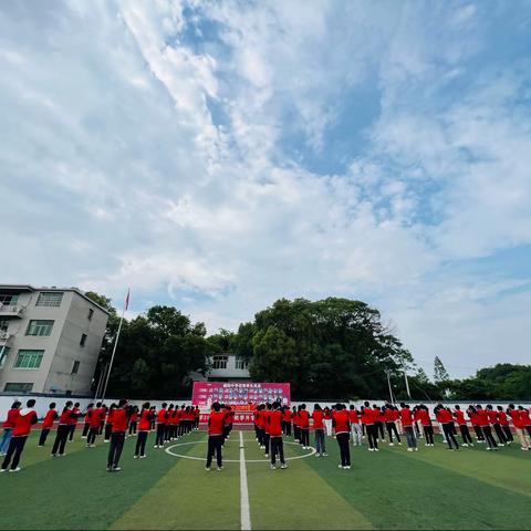 舞动青春筑梦想，活力校园绽异彩