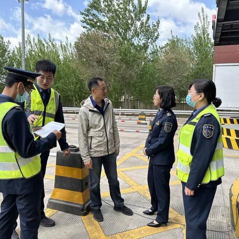 创新车道施工不封路模式 以“题”破局 “研”行一致促增收