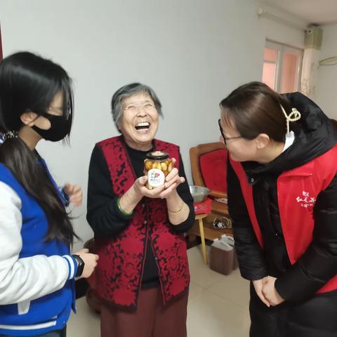 过“腊八”，送温暖，一份腊八蒜，一份真关怀