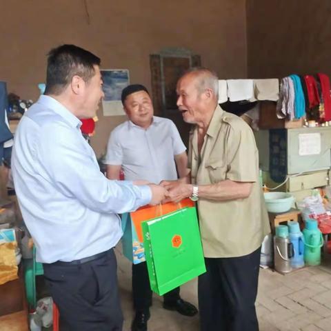 浓浓端午情 暖暖沁人心——彬州市城关街道开展端午走访慰问活动