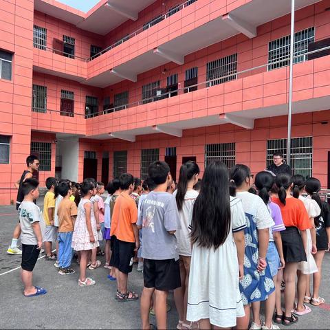 白溪学校“期末考试总结大会”及“安全教育”