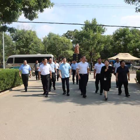 全县村级社会稳定风险隐患专项整治暨“一站式”矛调工作现场观摩走进孝直村