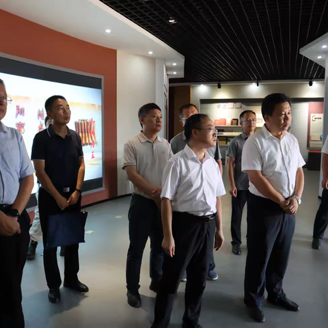 省方志馆领导到孝直实地考察方志馆创建工作