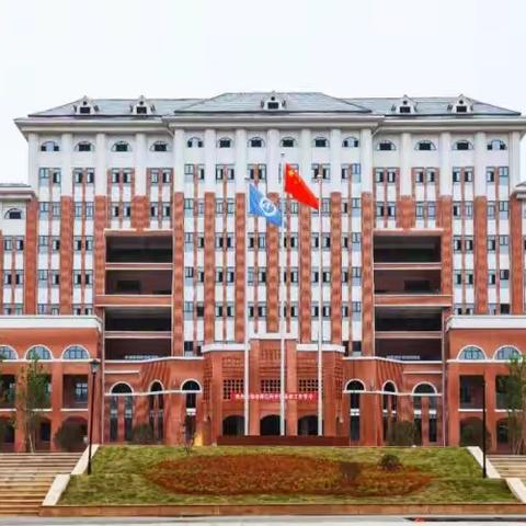 展教学风采，促教研进步-记初中部政治组第八次教研活动