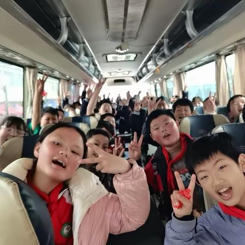 童心系国防 共筑强国梦 —司巷小学开展“走进军营”国防教育活动