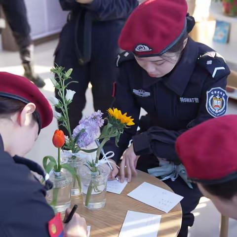 今天，寄语闪闪发光的她 | 特警支队女子勤务大队组织开展三八妇女节活动