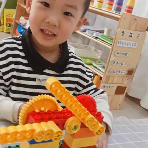 瑞儿坊幼儿园中班乐高课程