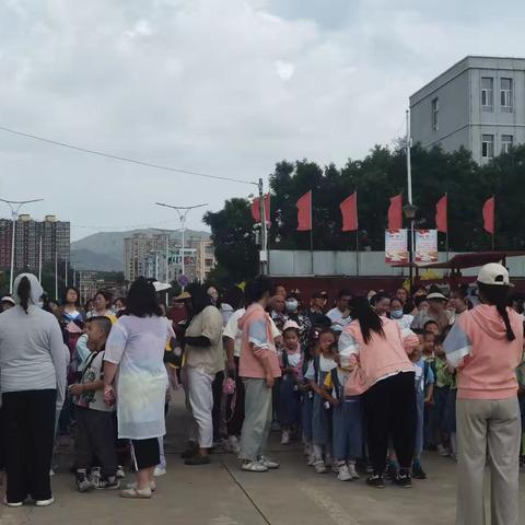 幼小衔接建纽带，有效对接促成长 ——记凉城县第一小学携手各园举办幼小衔接活动