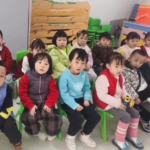 以❤️爱相伴·见证成长✨——科教城幼儿园小二班