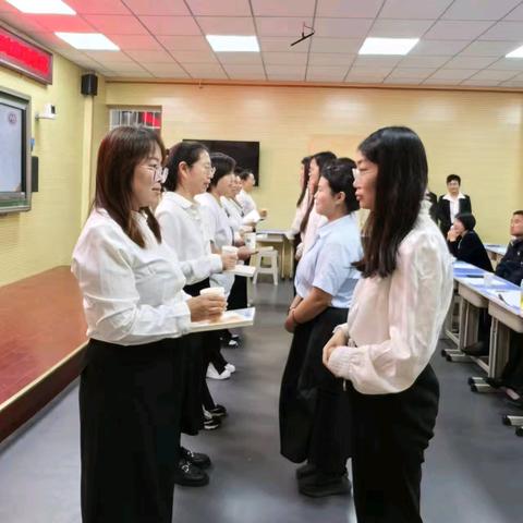师徒结对传薪火，青蓝携手育桃李 ——迁安市第四实验小学“青蓝工程”启动仪式