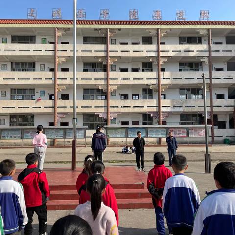 大通湖区第二中学小学部“学雷锋”系列活动