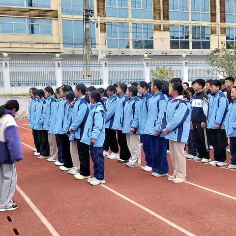 临川三中初中部体育公开课——快速跑