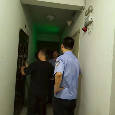 入户扫楼禁毒宣传