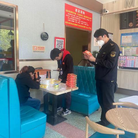 黄河市场监管所开展小餐饮食品安全专项检查