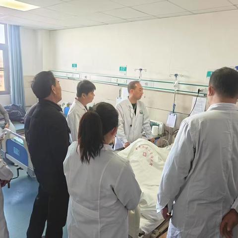 高龄骨折患者手术禁区的“惊艳舞蹈”——朱老二骨伤医院多学科协作助力94岁骨折老人重获行走自由