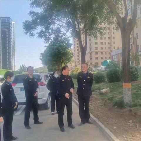 节日我在岗——城乡卫生管护中心 全员在岗“五一”假期不停歇