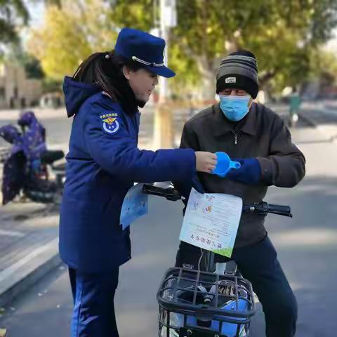 矿区大队“走街串巷”开展燃气消防安全宣传