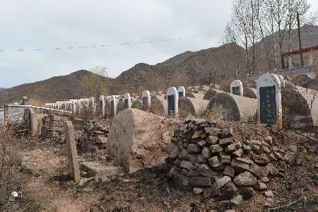 昌都地区烈士陵园