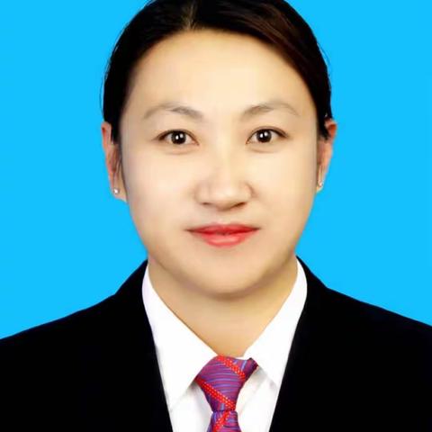 最美河长——裴燕平