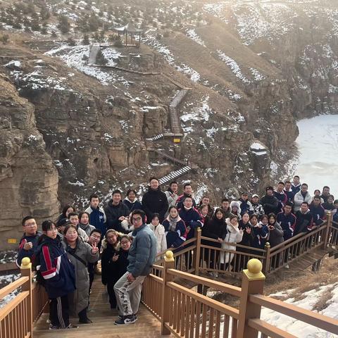 【乡村研学之旅】——呼和浩特市第一中学师生赴城关镇八龙湾村交流研学