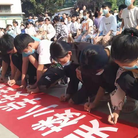 安全始于心，平安重在行---吴楼小学安全教育掠影