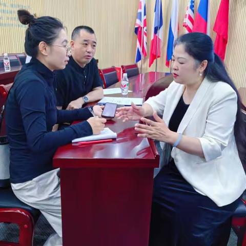 精准把脉明方向 赋能科研促成长 ——李志宏名师工作室课题申报专题培训活动纪实